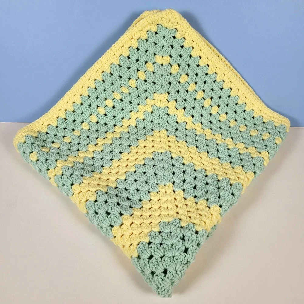 Vintage Handmade CROCHET AFGHAN‎ BABY LAP BLANKET PASTEL Yellow Blue 35